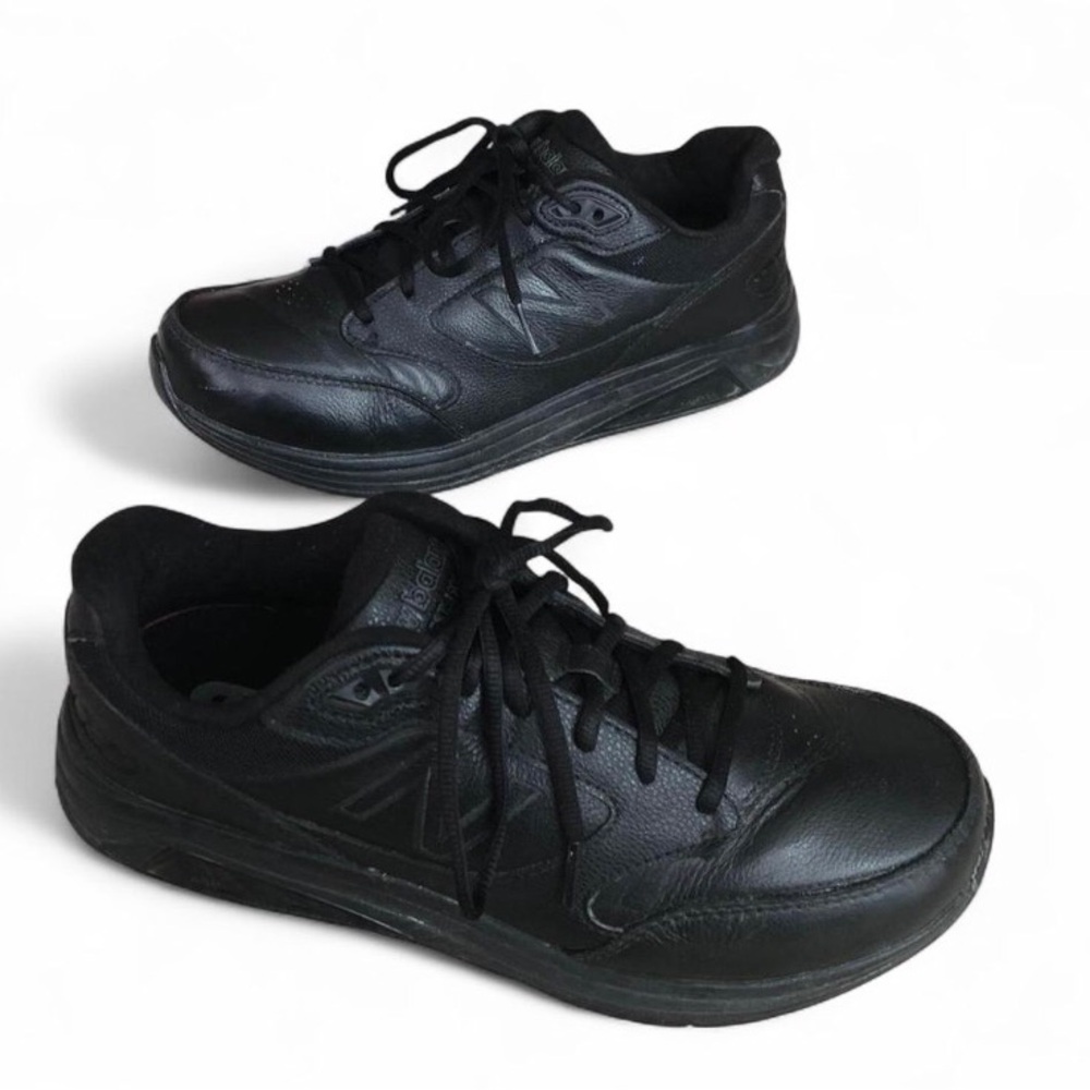 New Balance 928v3 Motion Control Mens size 8 6E Wide MW928BK3 Black on Black